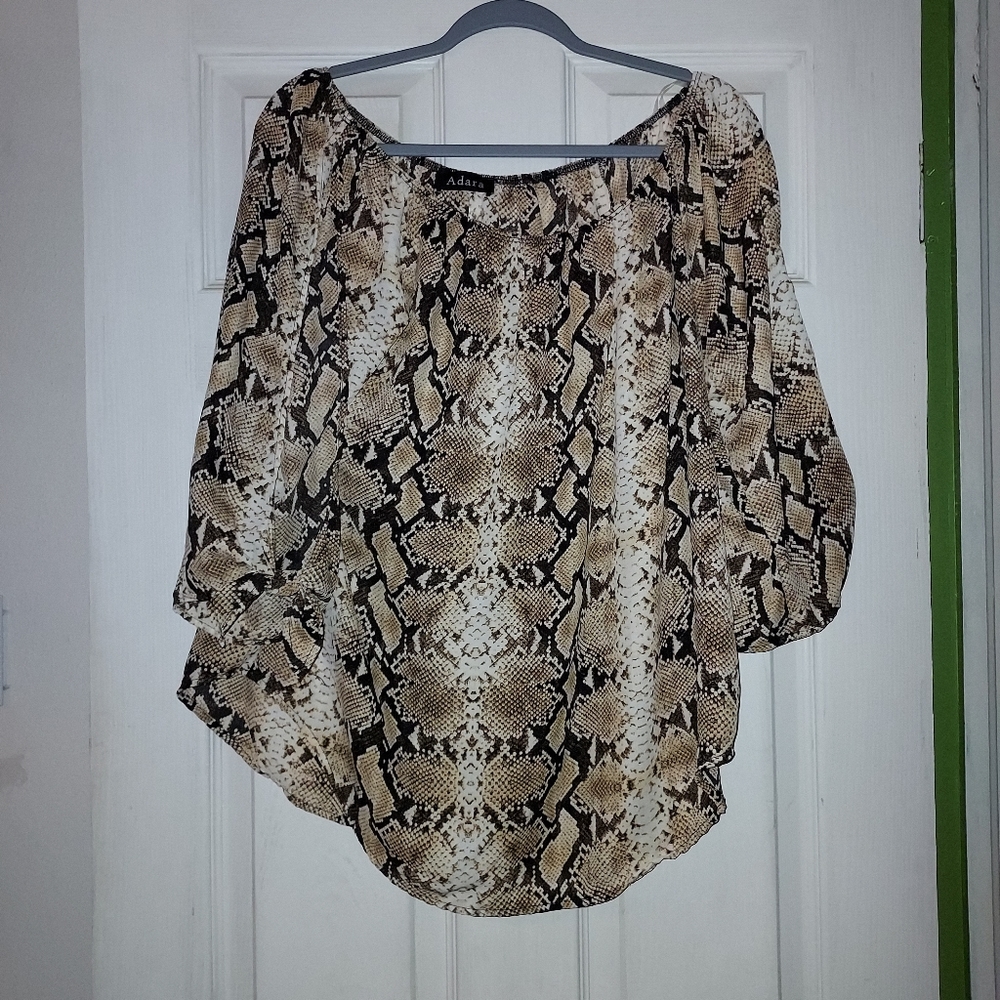 Womens XL Adara Snake print shirt with cold shoulder top